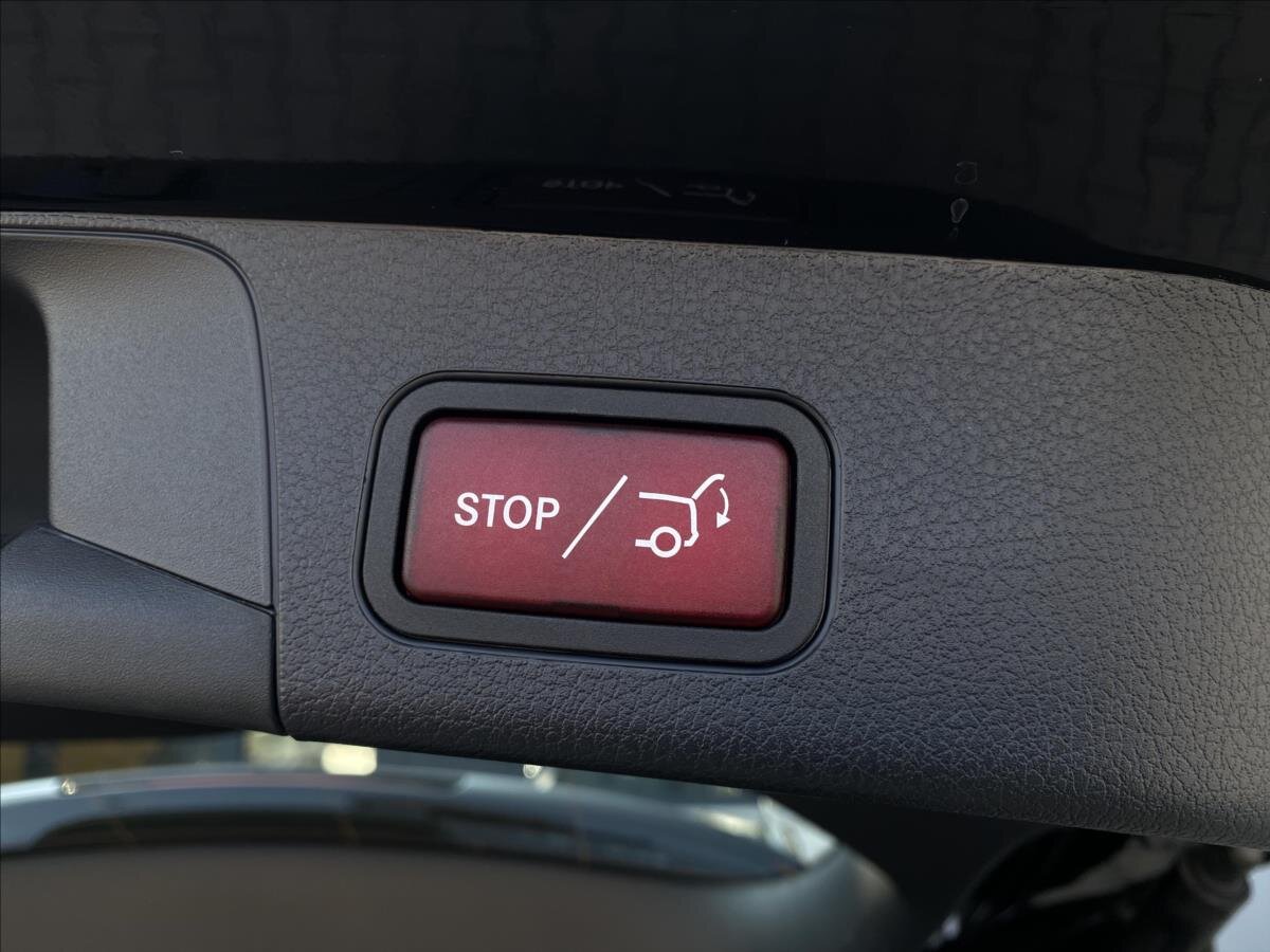 Mercedes-Benz GLB SUV / Terénní 2,0 l 110 kw