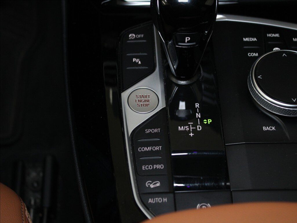 BMW X3 SUV / Terénní 3,0 l 210 kw