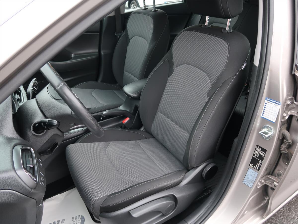 Hyundai i30 Hatchback 998,0 88 kw