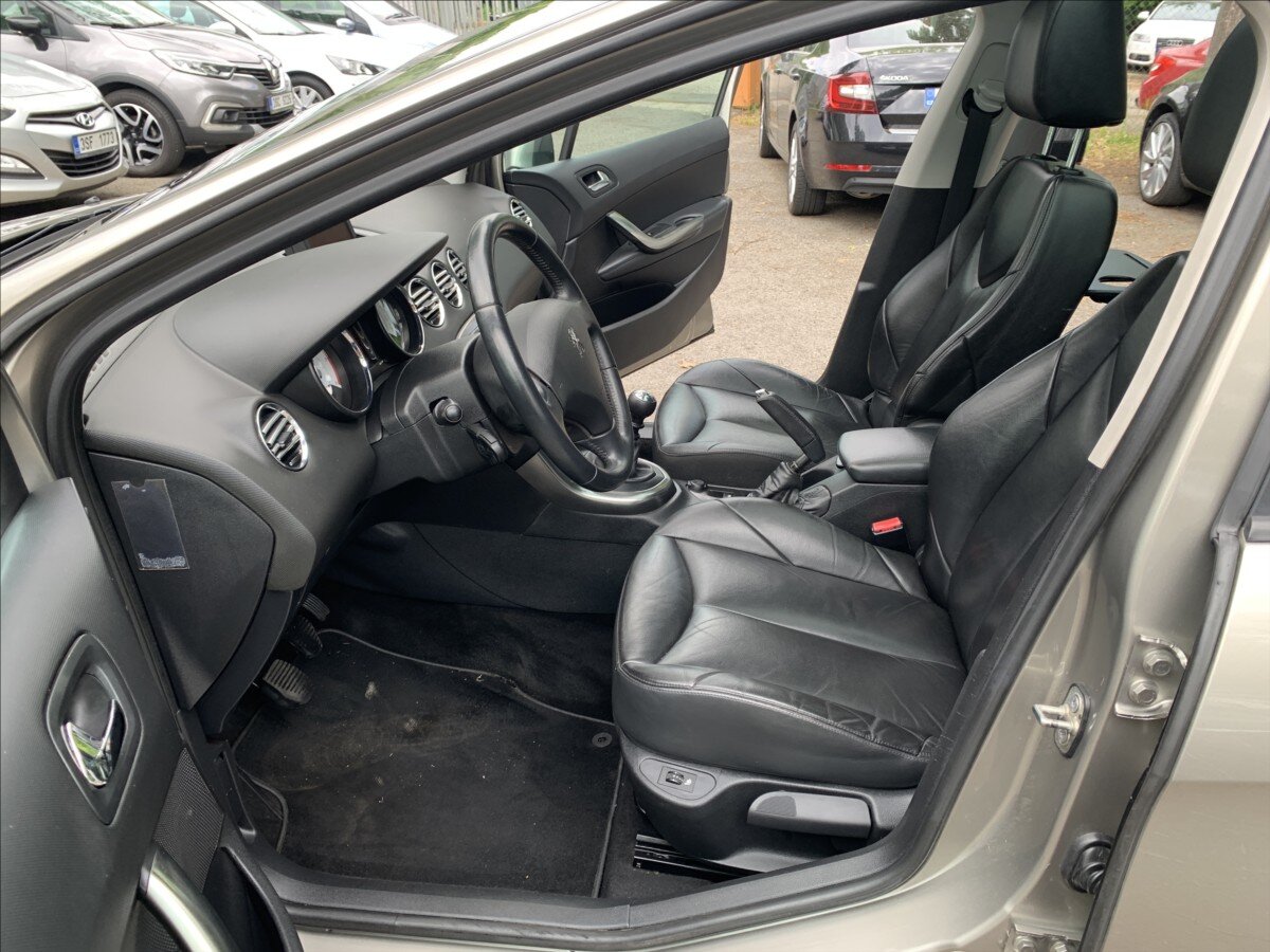 Peugeot 308 Kombi 1,6 l 82 kw