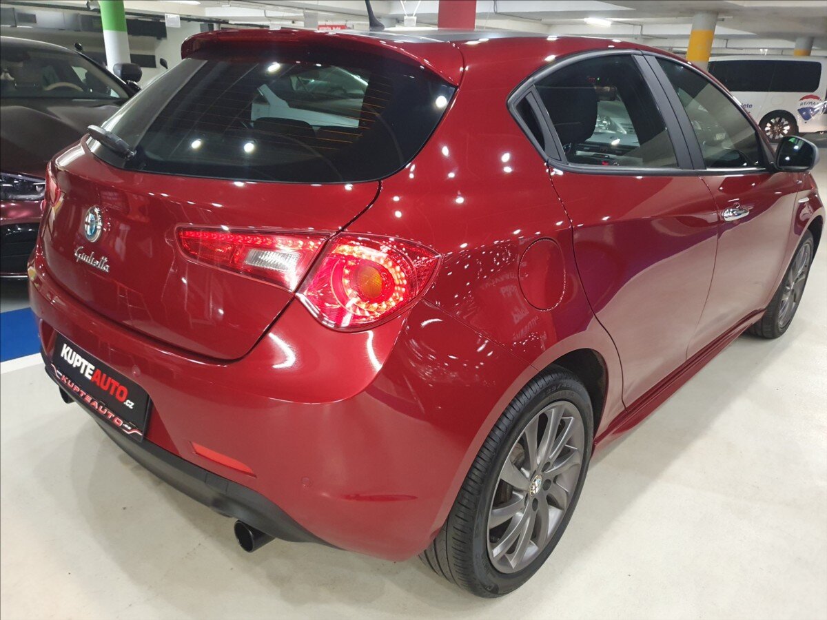 Alfa Romeo Giulietta Kombi 2,0 l 103 kw