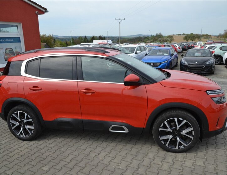 Citroën C5 Aircross SUV / Terénní 1,6 l 133 kw