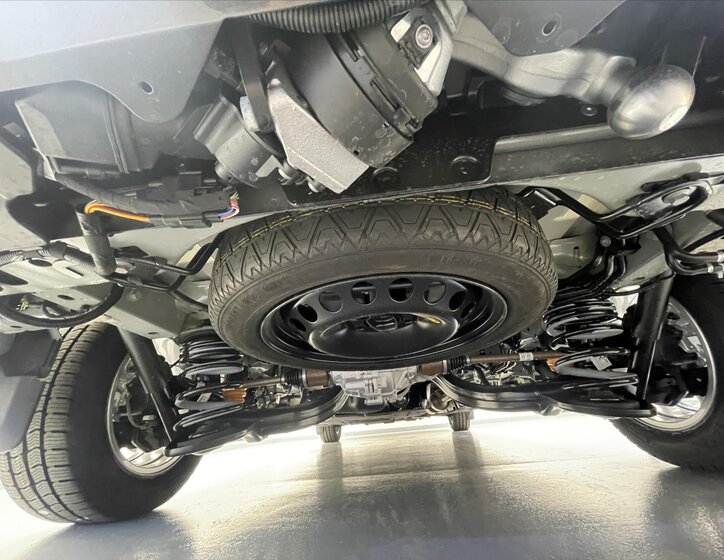 Volkswagen Caravelle 25