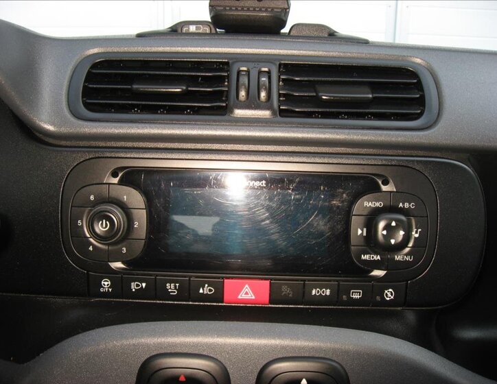 Fiat Panda Hatchback 875,0 63 kw