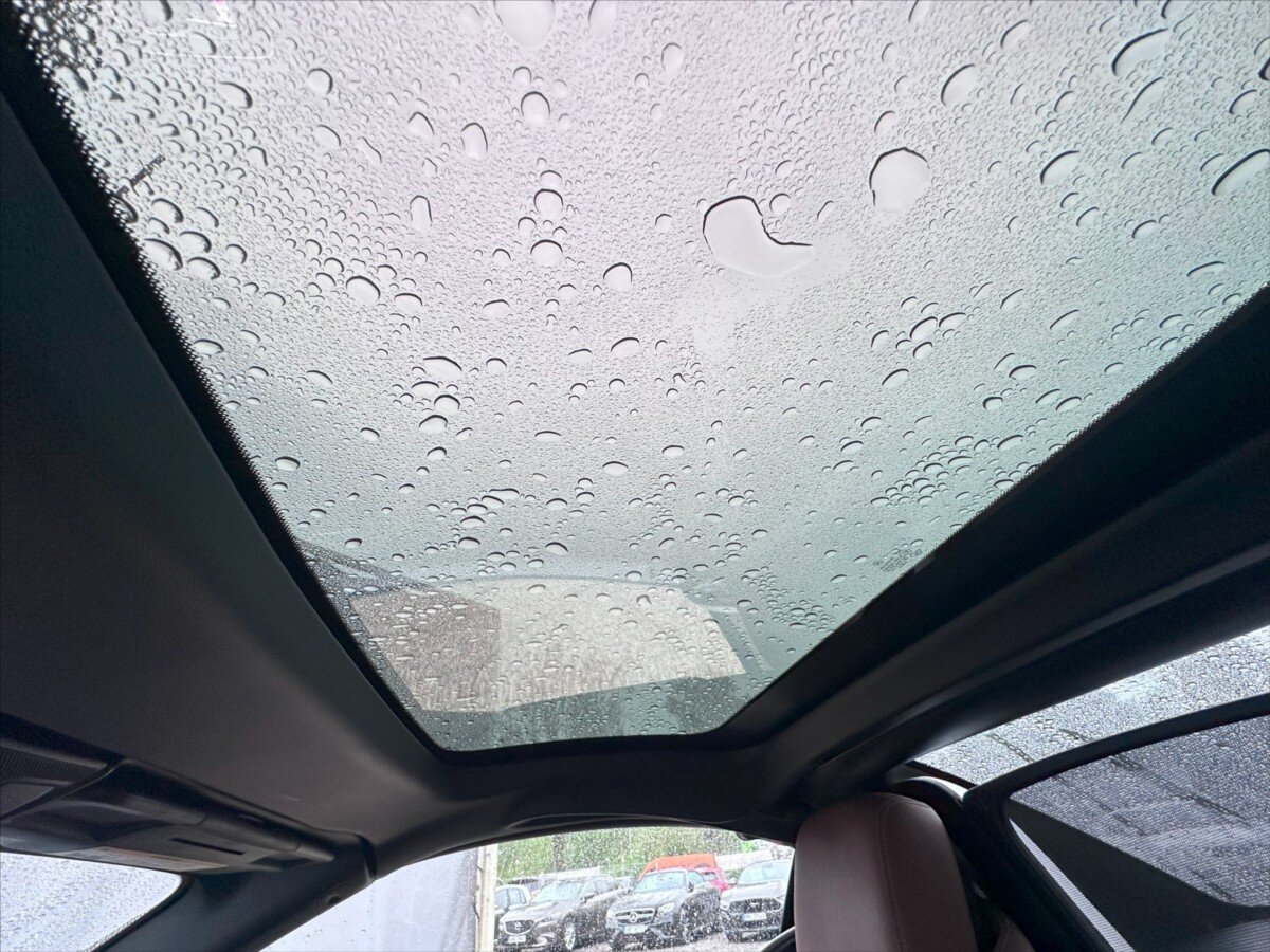 Mercedes-Benz SLC Kabriolet 3,0 l 270 kw