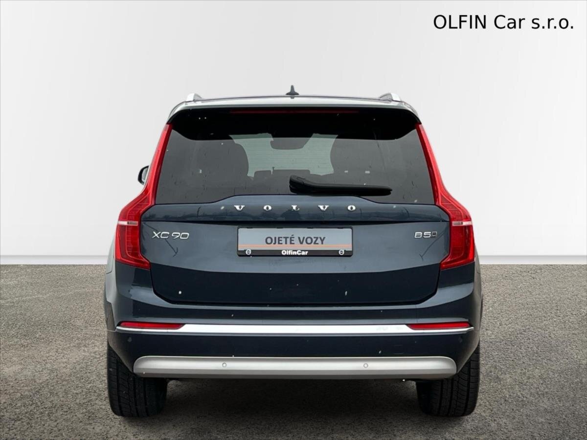 Volvo XC90 SUV / Terénní 2,0 l 173 kw