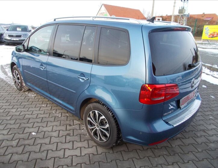 Volkswagen Touran MPV 1,6 l 77 kw