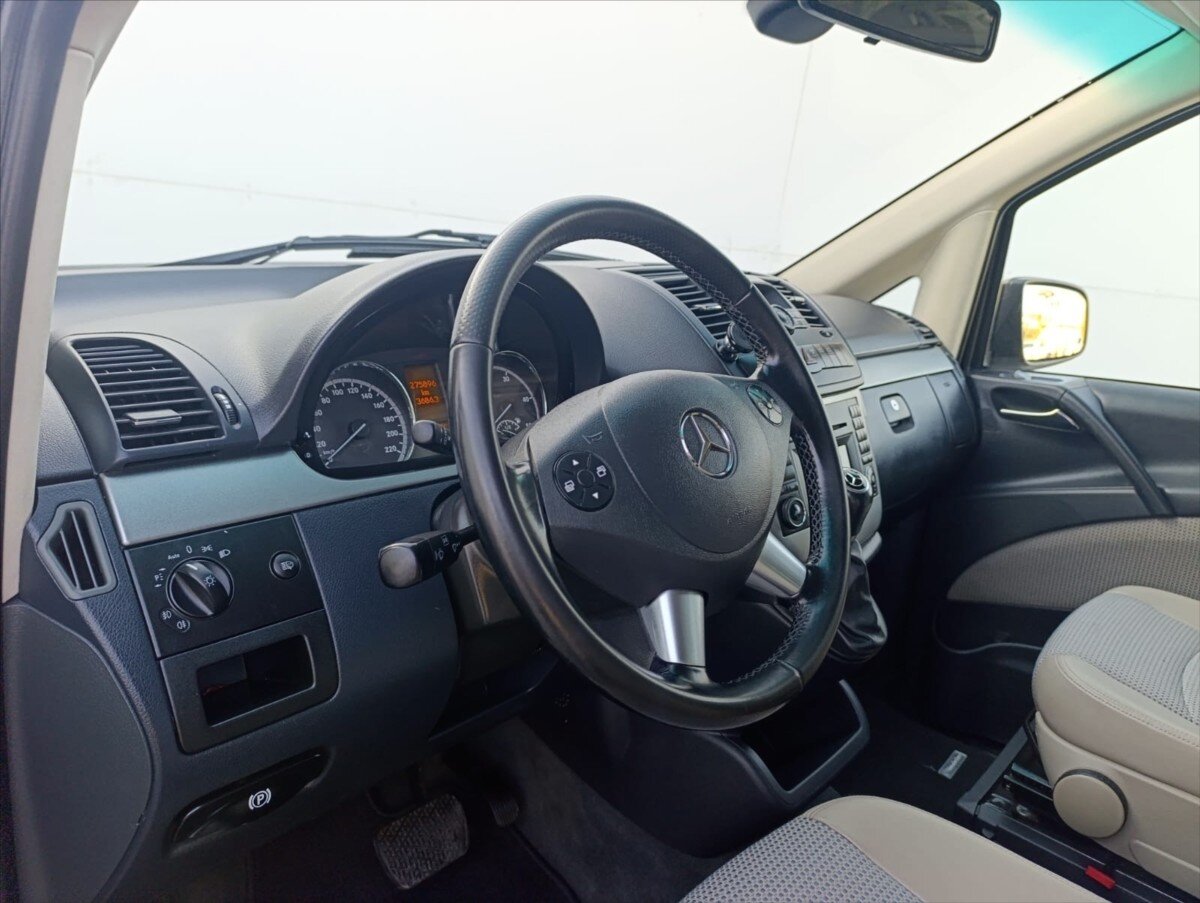 Mercedes-Benz Viano MPV 3,0 l 165 kw