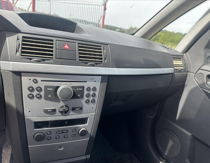 Opel Meriva Hatchback 1,6 l 74 kw