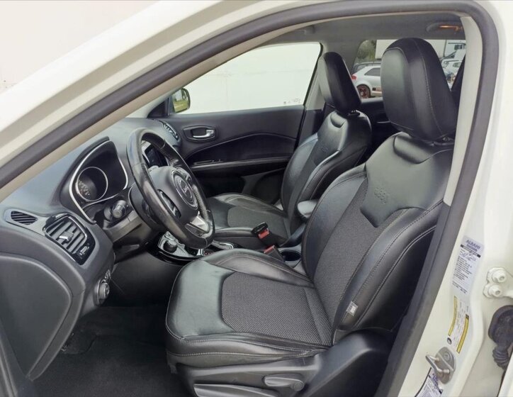 Jeep Compass SUV 2,0 l 125 kw