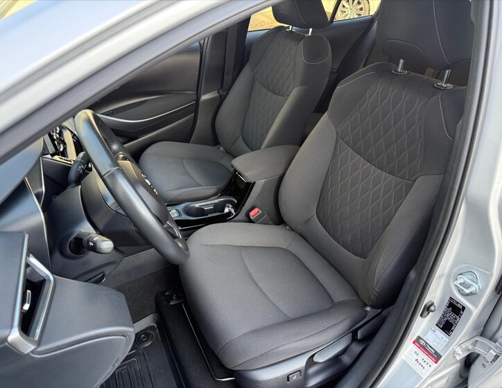 Toyota Corolla Sedan / Limuzína 1,8 l 72 kw