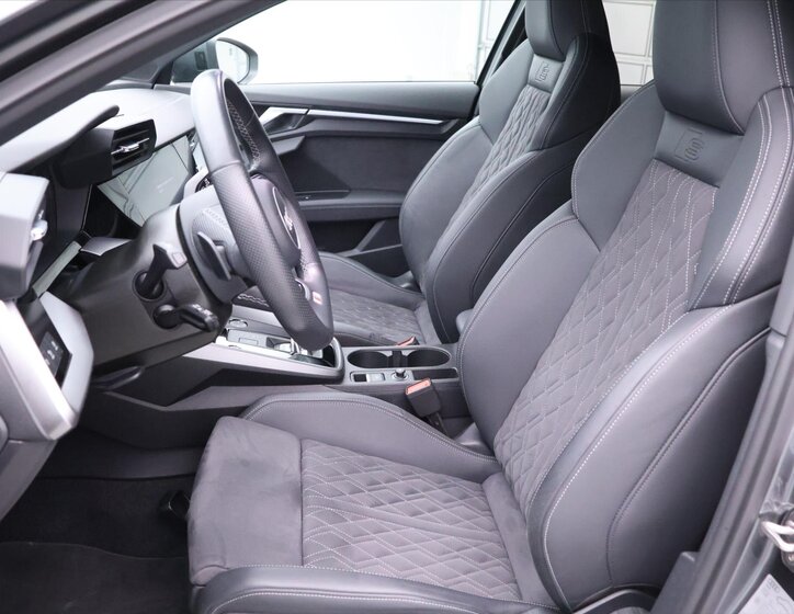 Audi A3 Hatchback 1,5 l 110 kw