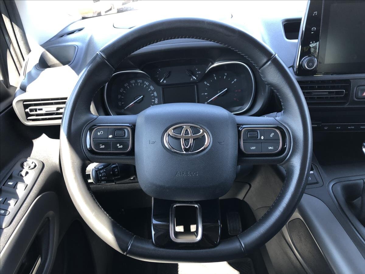 Toyota ProAce City Verso Kombi 1,5 l 96 kw