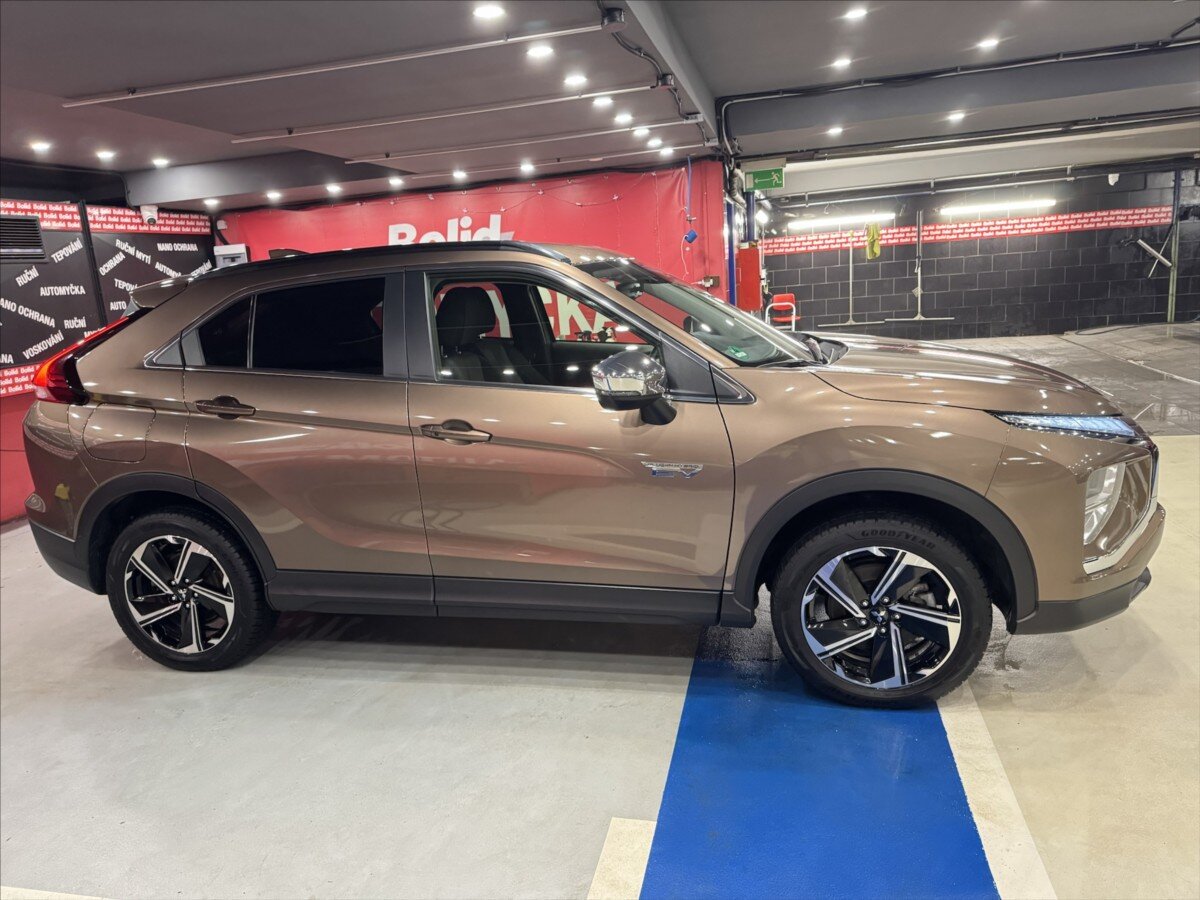 Mitsubishi Eclipse SUV / Terénní 2,4 l 138 kw