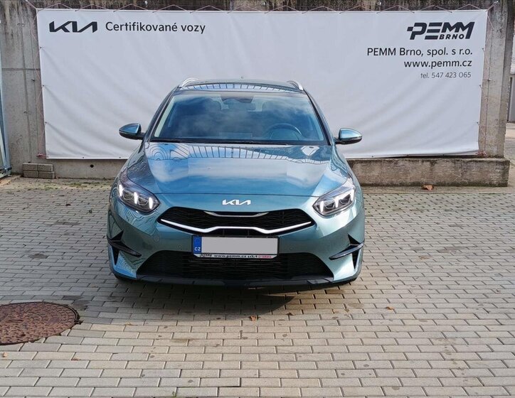 KIA Ceed 4