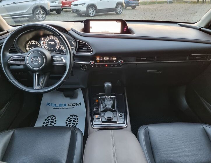 Mazda CX-30 13