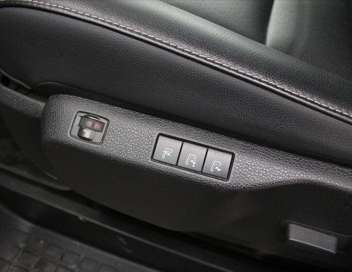 Citroën SpaceTourer MPV 2,0 l 130 kw