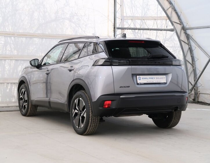 Peugeot 2008 SUV / Terénní 1,2 l 74 kw