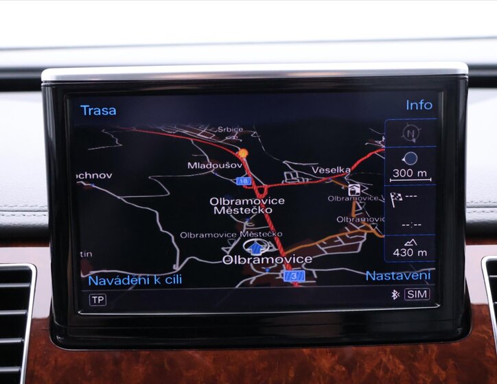 Audi A8 Sedan 4,2 l 273 kw