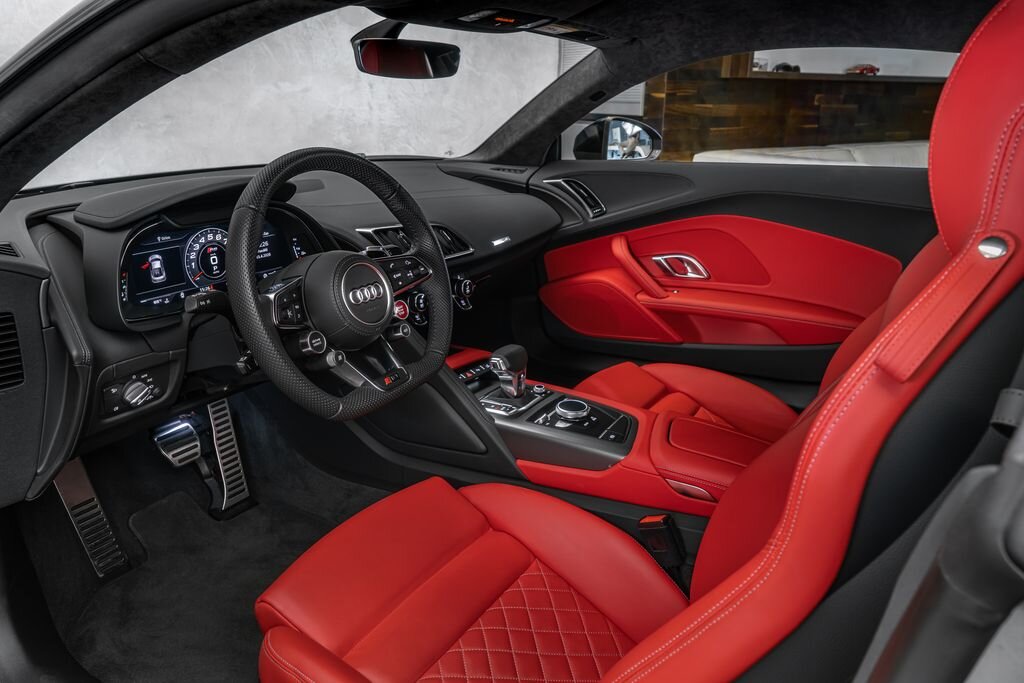 Audi R8 Kupé 5,2 l 419 kw