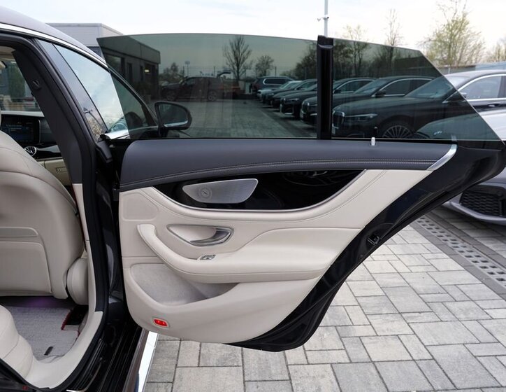 Mercedes-Benz AMG GT Sedan / Limuzína 3,0 l 325 kw