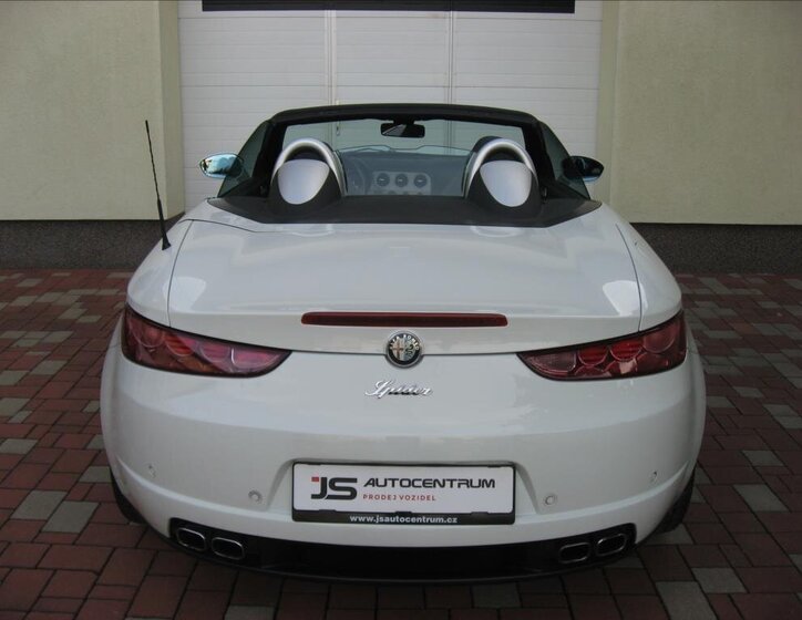 Alfa Romeo Spider Kabriolet 2,2 l 136 kw