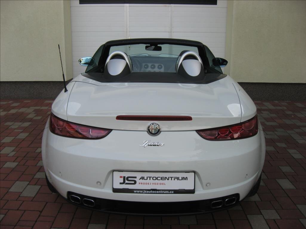 Alfa Romeo Spider Kabriolet 2,2 l 136 kw