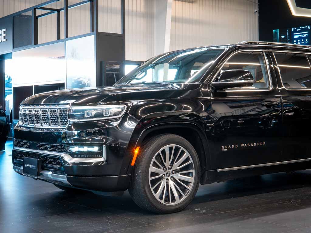 Jeep Grand Wagoneer SUV 6,4 l 351 kw