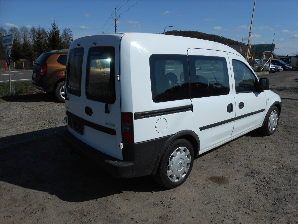 Opel Combo Kombi 1,4 l 66 kw