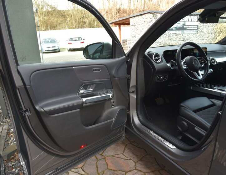 Mercedes-Benz GLB SUV / Terénní 2,0 l 110 kw