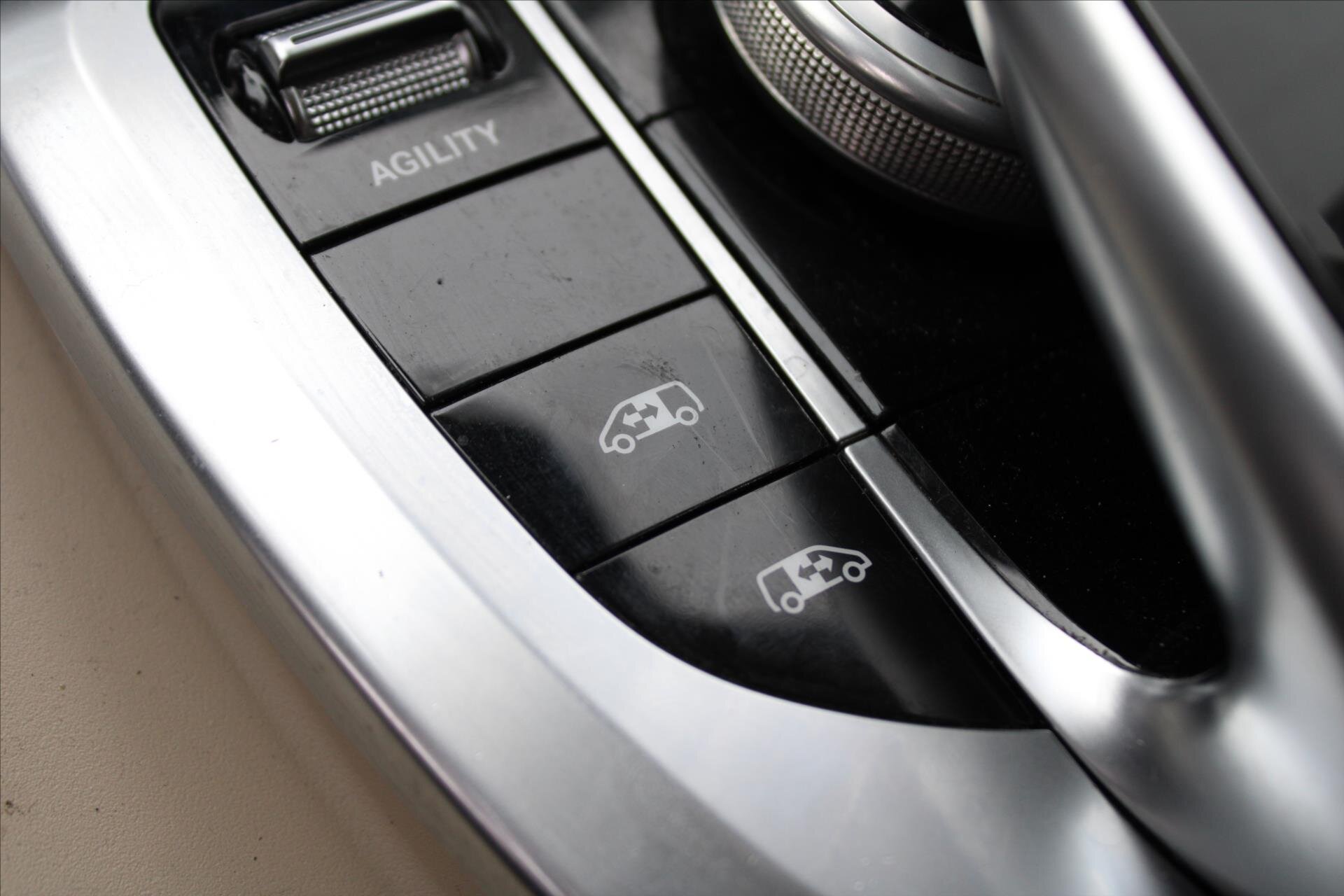 Mercedes-Benz Třídy V MPV 2,1 l 140 kw