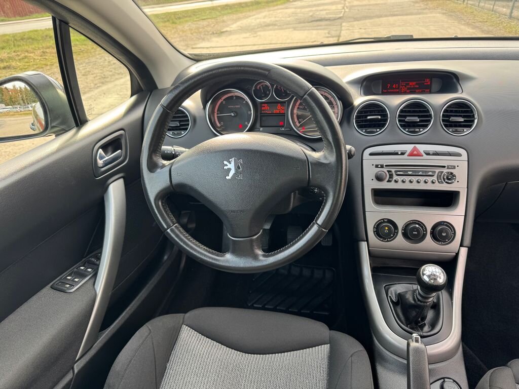 Peugeot 308 Kabriolet 1,6 l 82 kw