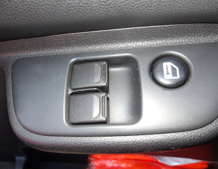 Suzuki Ignis Kombi 1,3 l 68 kw