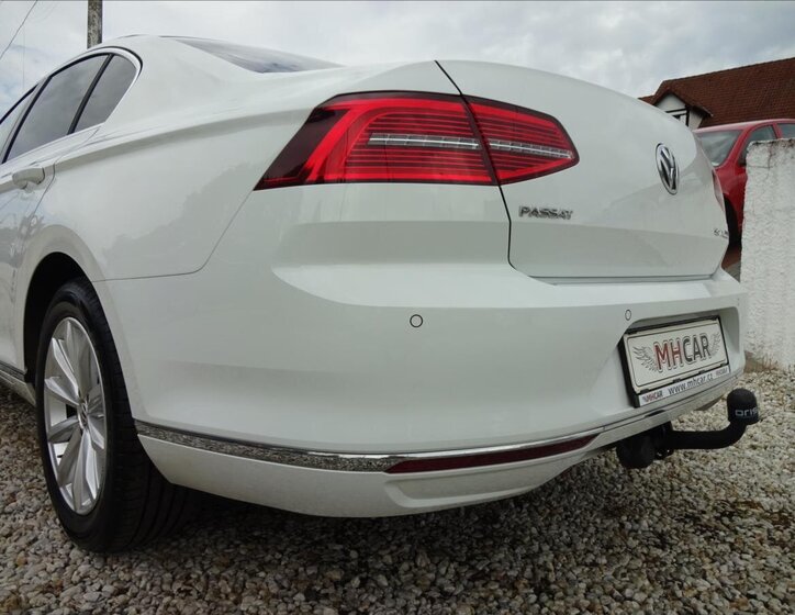 Volkswagen Passat Sedan 2,0 l 110 kw