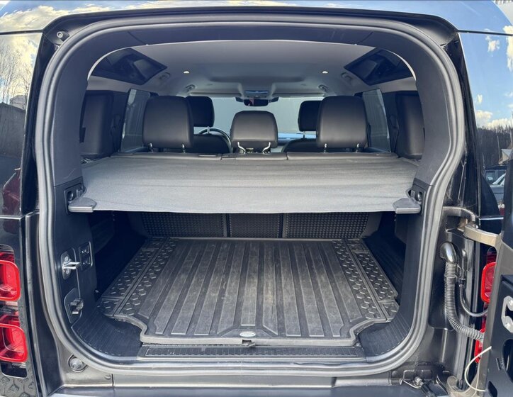 Land Rover Defender SUV / Terénní 3,0 l 221 kw