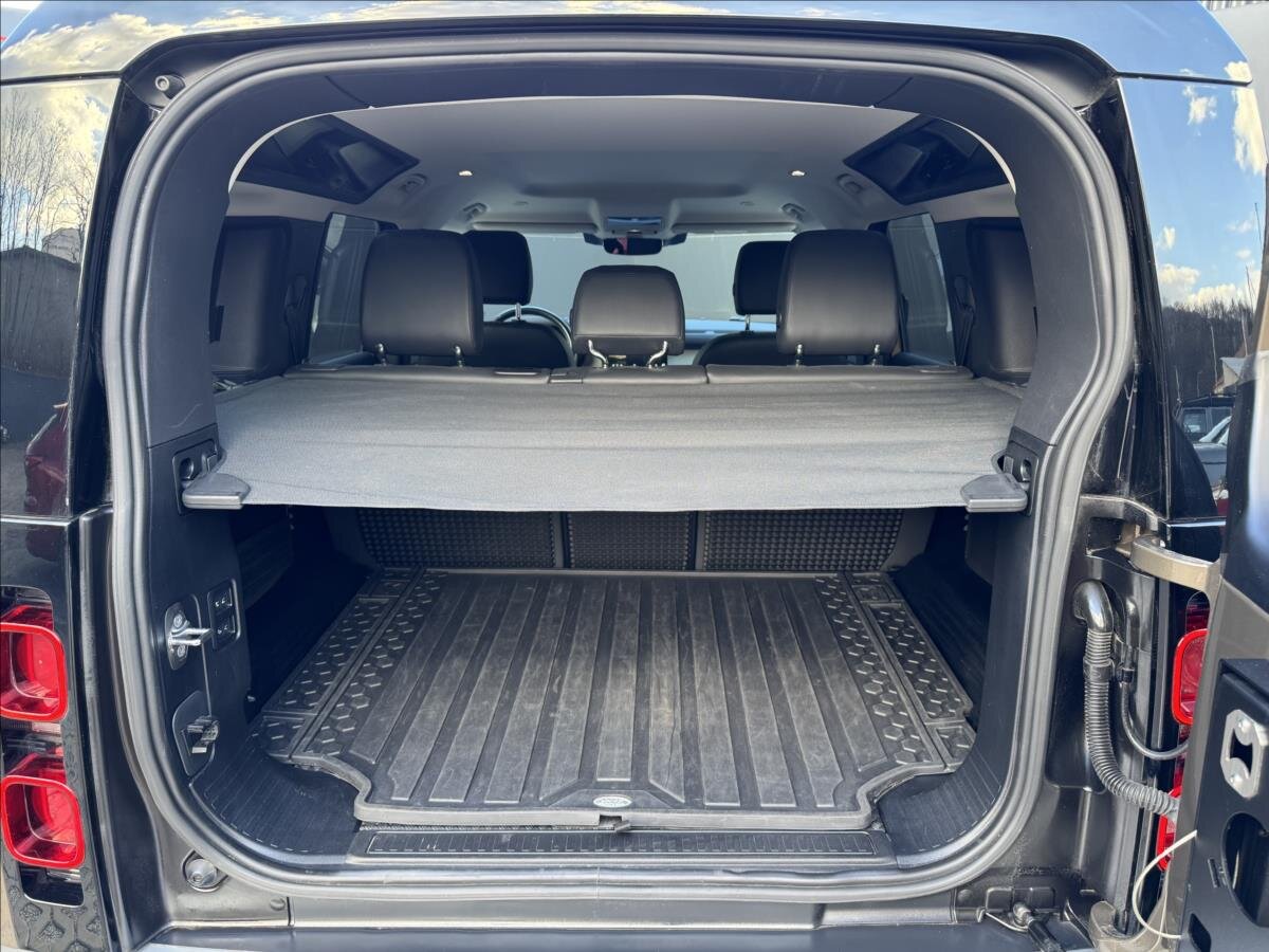 Land Rover Defender SUV / Terénní 3,0 l 221 kw