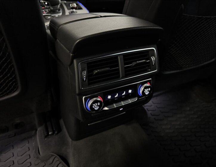 Audi Q7 SUV 3,0 l 160 kw