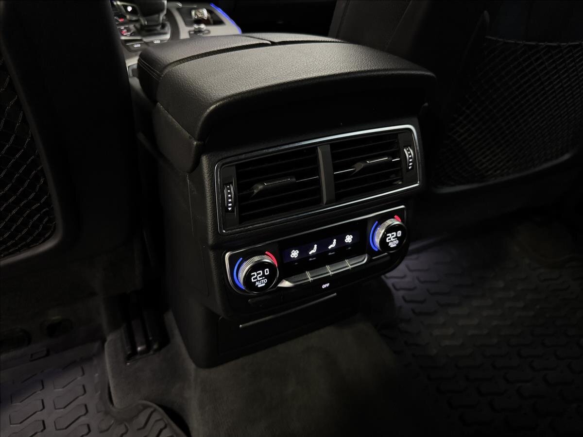 Audi Q7 SUV 3,0 l 160 kw