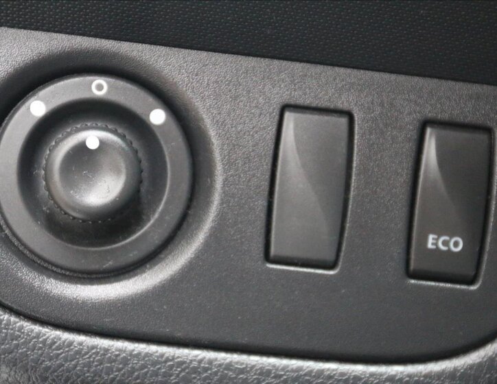 Dacia Sandero Hatchback 898,0 66 kw