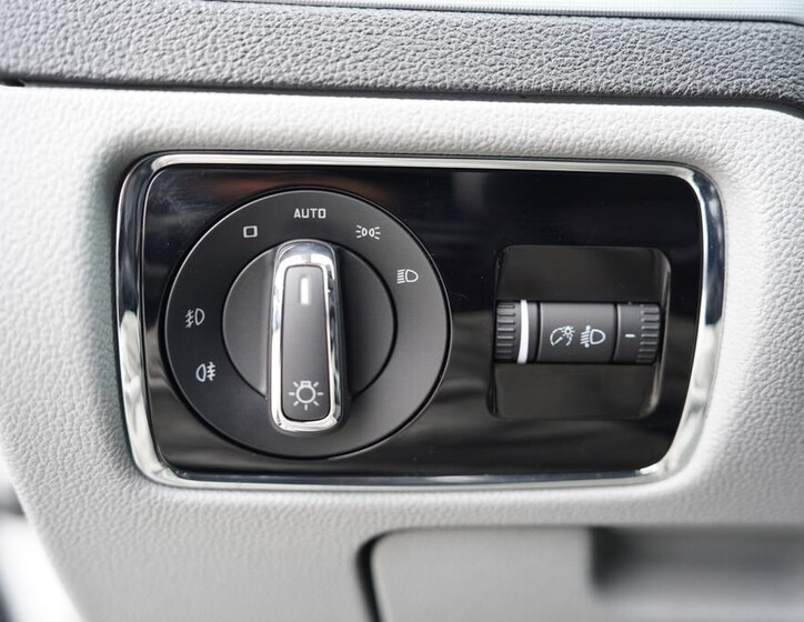 Škoda Superb Sedan 1,8 l 118 kw