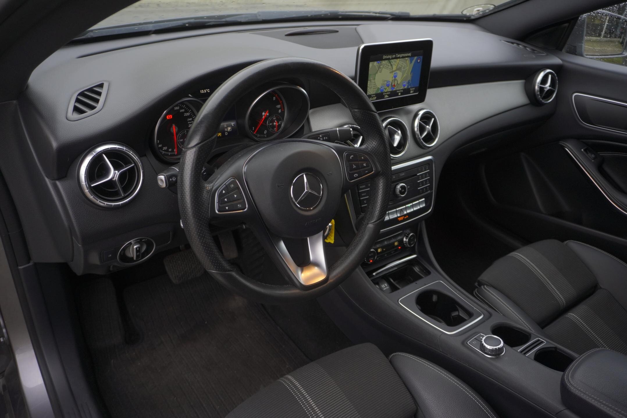 Mercedes-Benz CLA Kombi 2,1 l 100 kw