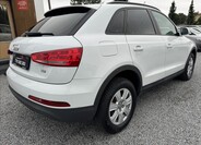 Audi Q3 7