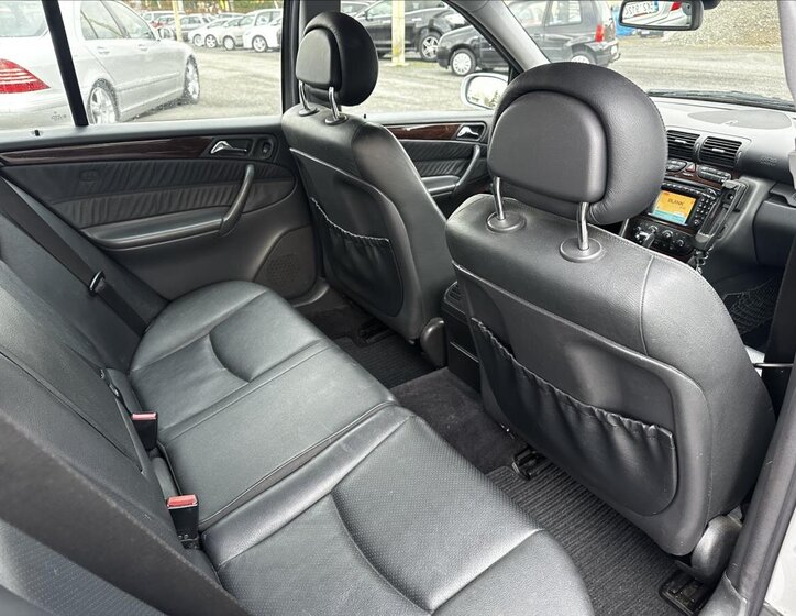 Mercedes-Benz Třídy C 15