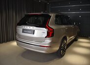 Volvo XC90 SUV / Terénní 2,0 l 228 kw