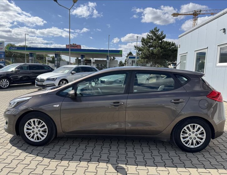 KIA Ceed Hatchback 1,4 l 73 kw