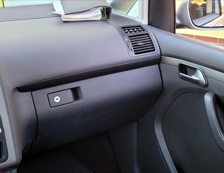 Volkswagen Touran MPV 1,9 l 77 kw