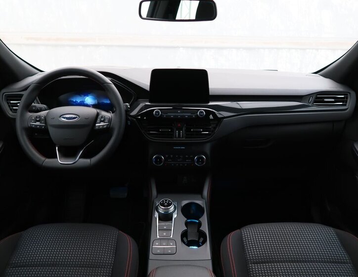 Ford Kuga SUV / Terénní 2,0 l 88 kw