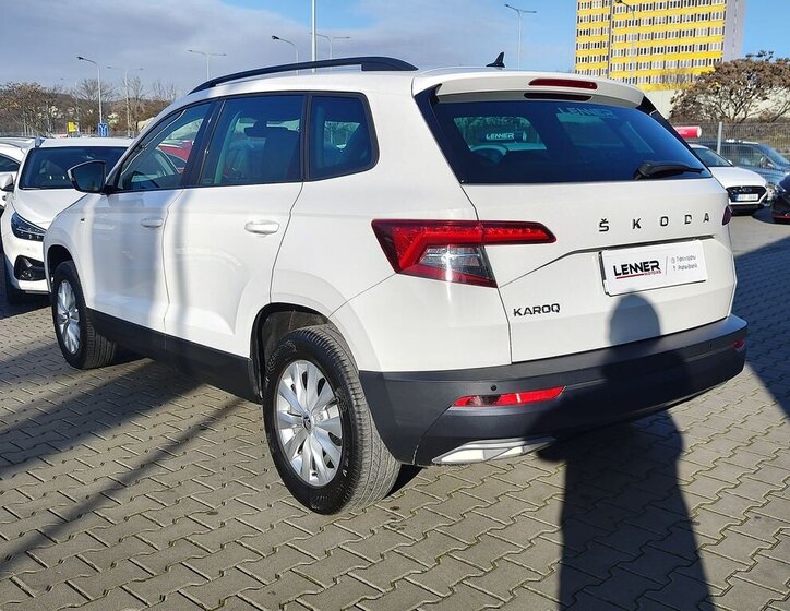 Škoda Karoq SUV 1,5 l 110 kw