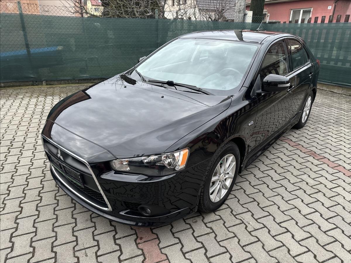 Mitsubishi Lancer Hatchback 1,6 l 86 kw