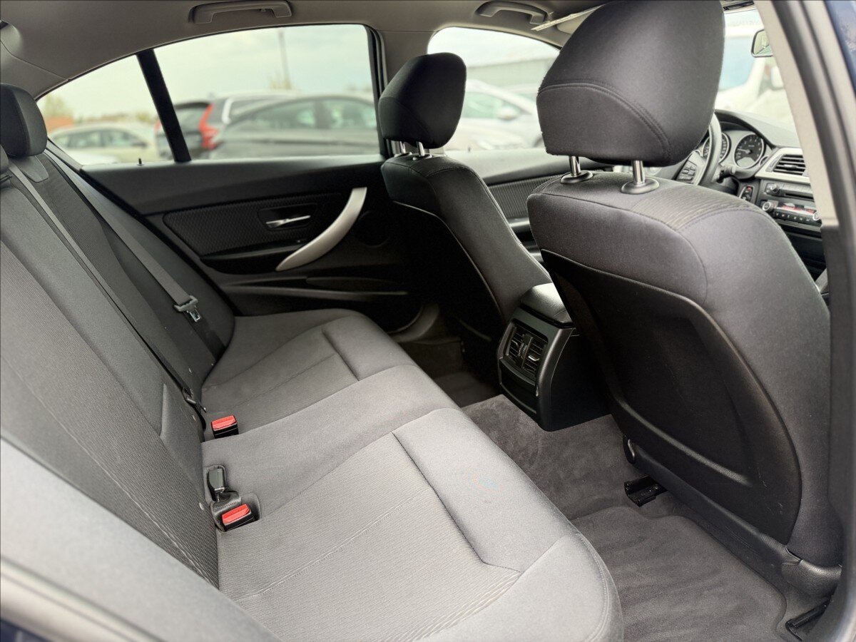 BMW Řada 3 Sedan / Limuzína 3,0 l 225 kw